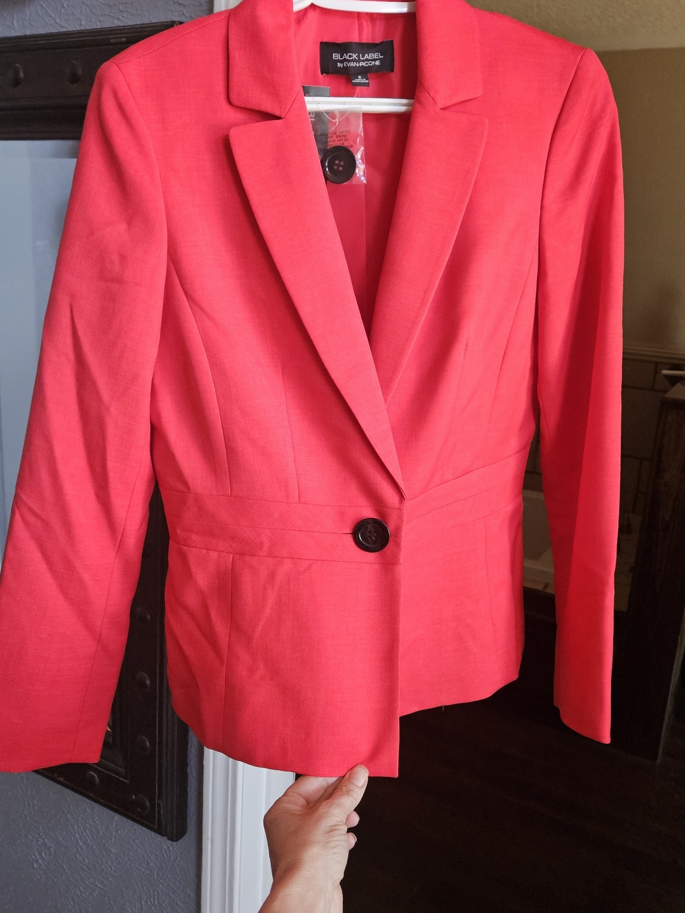 Black Label Women's Red Single-Button Blazer